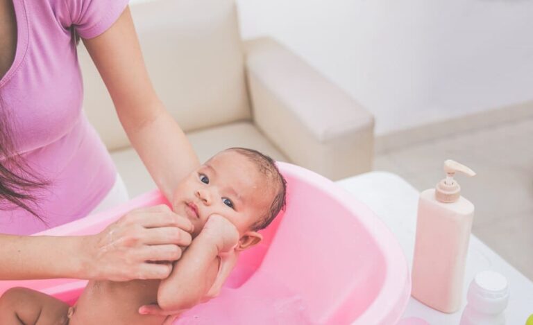 Best Baby Wash: Top 10 Picks for Soft and Gentle Cleaning 2024
